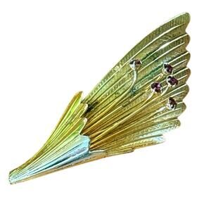 Sarah Coventry Vintage Gold‑Tone Fan Spray Brooch w/ Purple Rhinestones